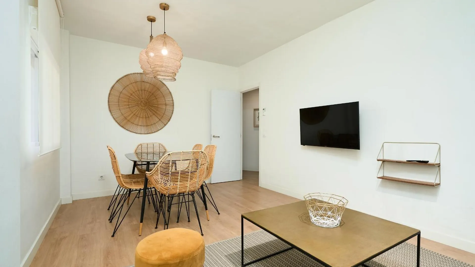 Sunn Amador De Los Rios, By Homing U Sevilla Apartmán