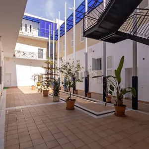 Becas Alameda Duplex By Valcambre Siviglia