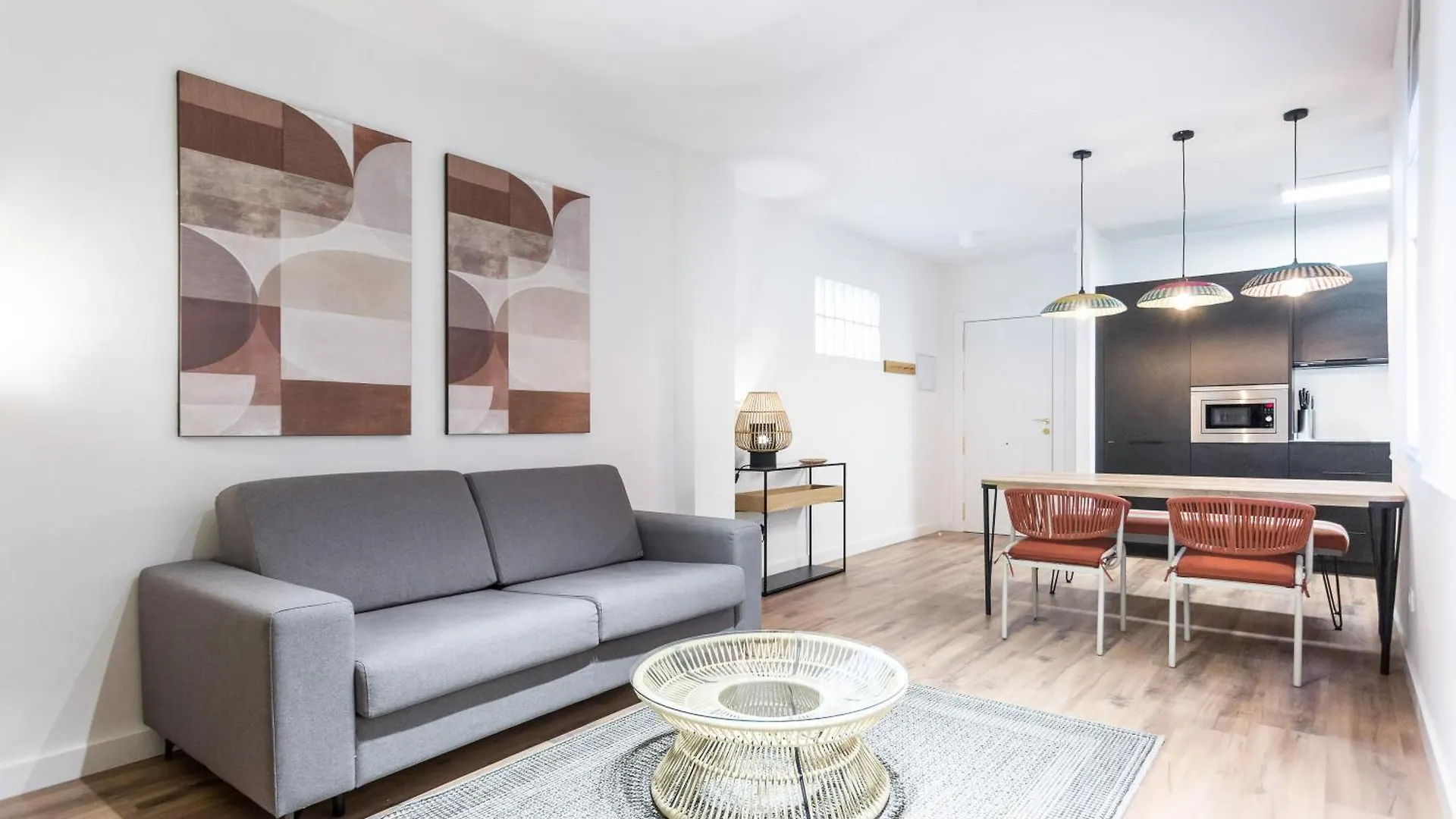 Sunn Amador De Los Rios, By Homing U Sevilla Apartman