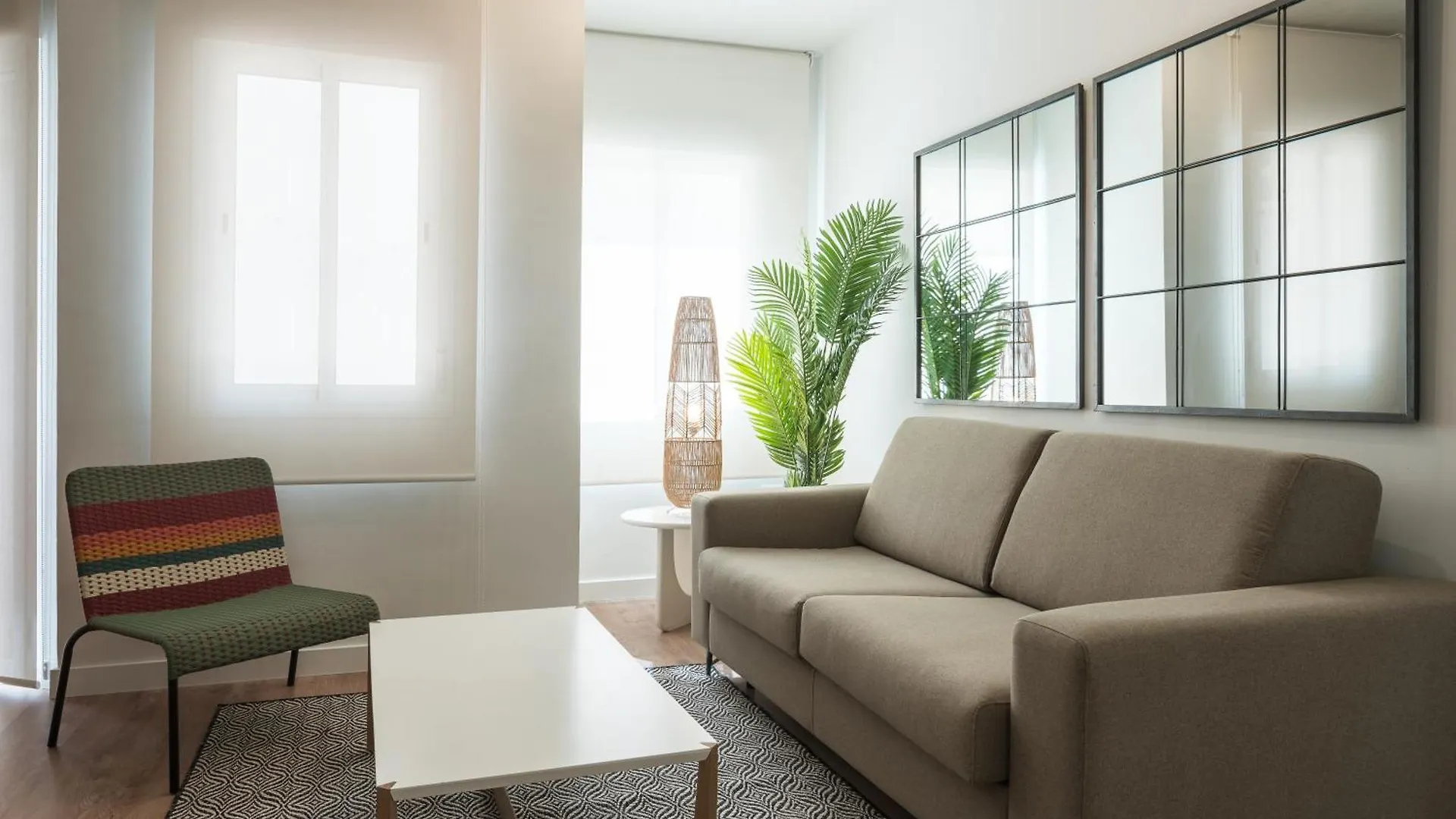 Apartman Sunn Amador De Los Rios, By Homing U Sevilla