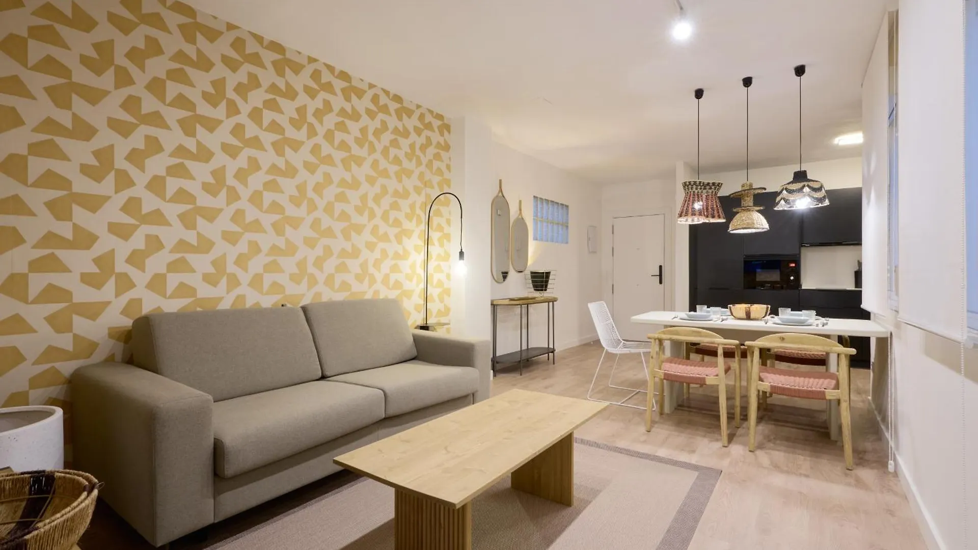 Apartman Sunn Amador De Los Rios, By Homing U Sevilla