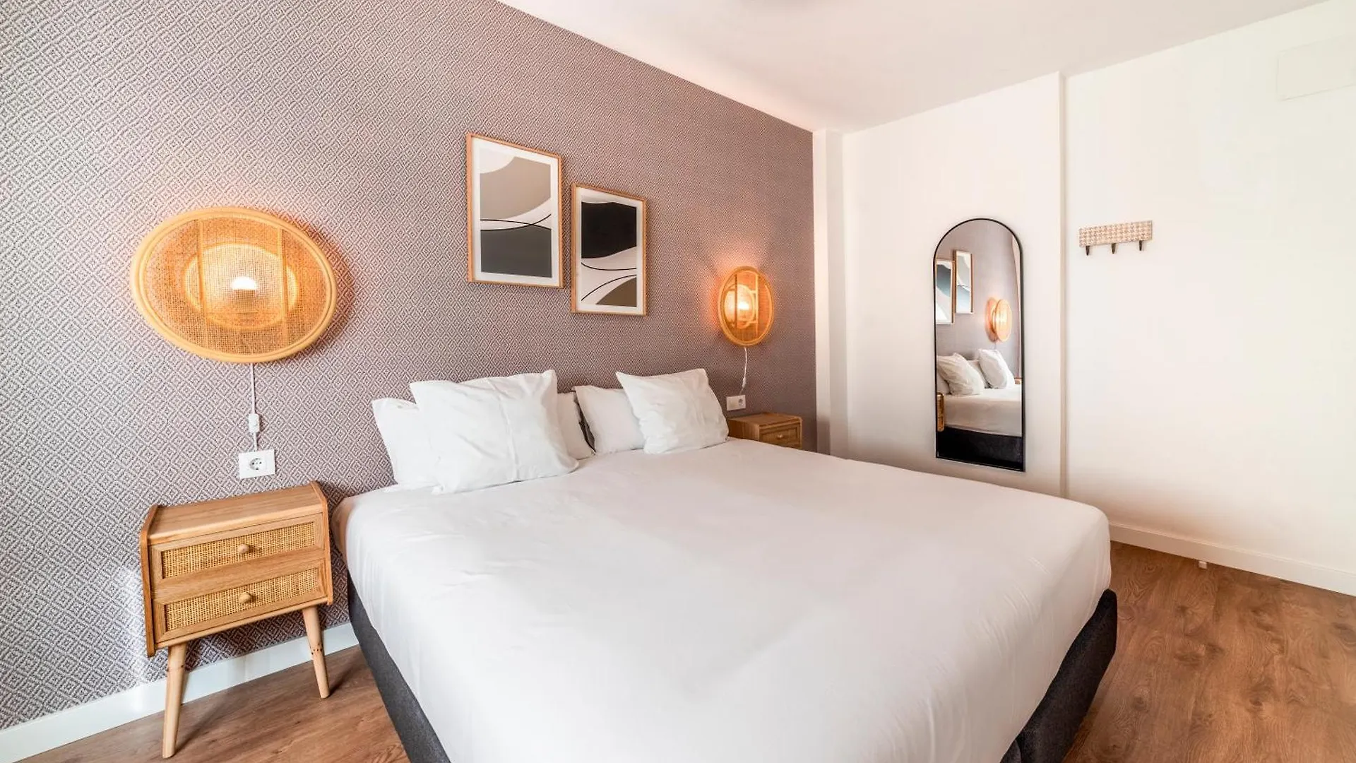 Sunn Amador De Los Rios, By Homing U Sevilla Apartman